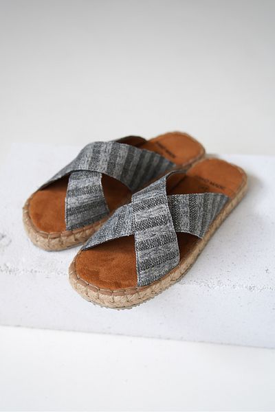Ayakkabı Ateşi Men's Gray Straw Cross Slippers