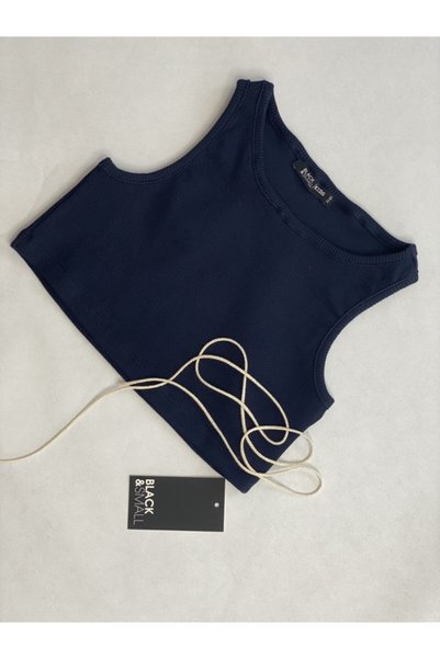 Black&Small Navy Blue Zero Sleeve Crop T-shirt