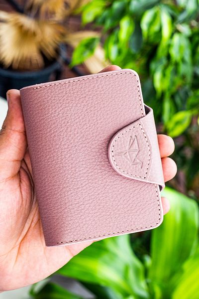 Garbalia Ecru unisex peněženka s přídavným pouzdrem na karty z lucernové kůže