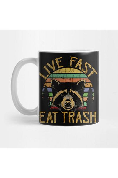 Pixxa كوب Live Fast Eat Trash Racoon Trash Panda