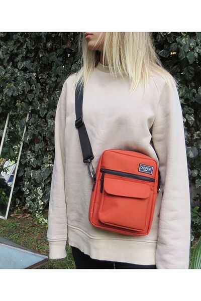 Differ Brick Color Studio Shoulder/Crossbody Bag