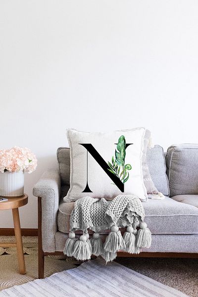 Realhomes Διπλής όψης Λευκό φόντο με μοτίβο φύλλου μαύρο γράμμα N Ψηφιακό τυπωμένο κάλυμμα μαξιλαριού Raschel Throw
