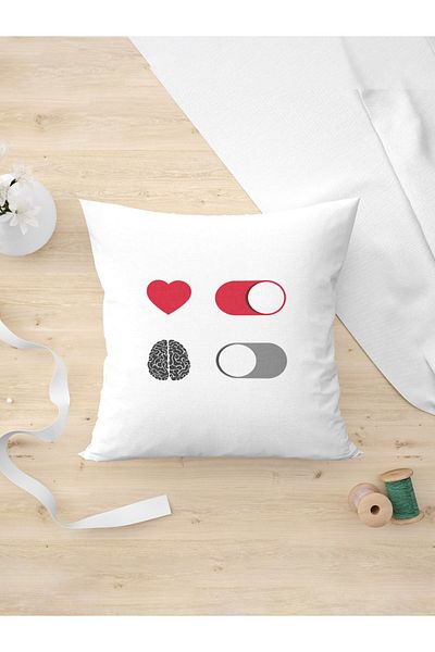 Panorama Ajans Heart On Brain Off Δώρο για τον Αγίο Βαλεντίνο Μαξιλαροθήκη Ειδικού Σχεδιασμού
