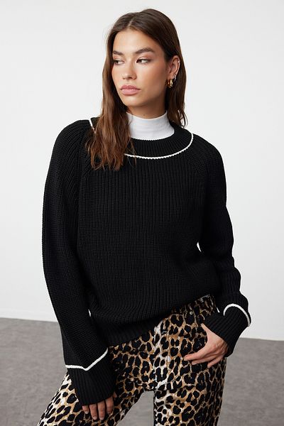 Trendyol Collection Black Wide Fit Piping Detailed Knitwear Sweater TWOAW25KZ00001