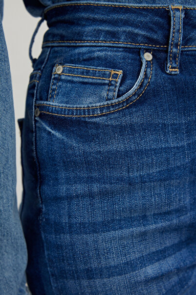 Trendyol Collection Темно-сині преміум джинси з високою талією та еластичною посадкою TWOAW25JE00000