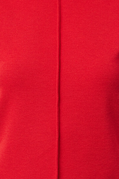 Trendyol Collection Flexible Viscose Red Fitted Blouse - Soft Fabric, Fitted TWOSS24BZ00432