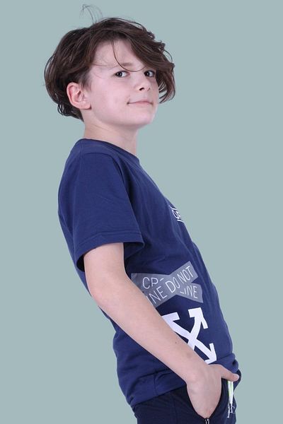 PANİO KİDS Tricou indigo pentru băiat cu decolteu rotund cu imprimeu X