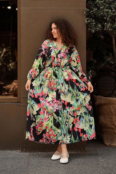 Poliyance Rochie Jenner neagră - Design elegant și confortabil