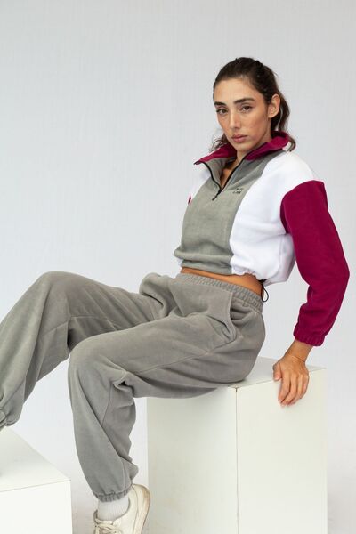 Vatkalimon Gray White Fuchsia Half Zip Crop Fleece