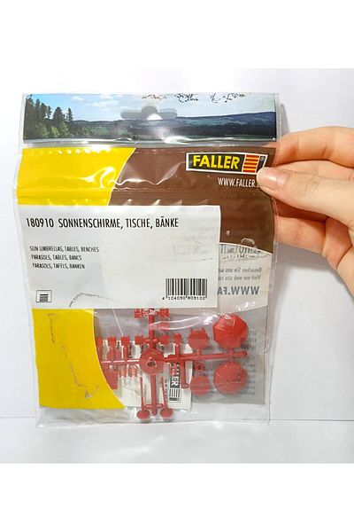 Faller 1:87 Ho Umbrella, Table, Bench Set Model -180910