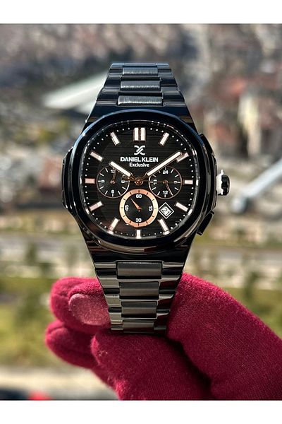 Daniel Klein Men's Wristwatch Design