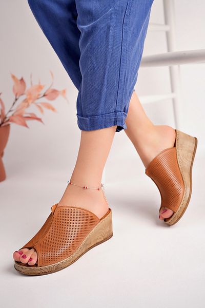 Akgün Terlik Genuine Leather Tan Padding - Soft Sole Comfortable Women's Slippers