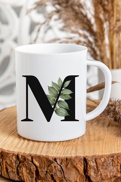 Kravatkolik M Letter Initial Printed Mug