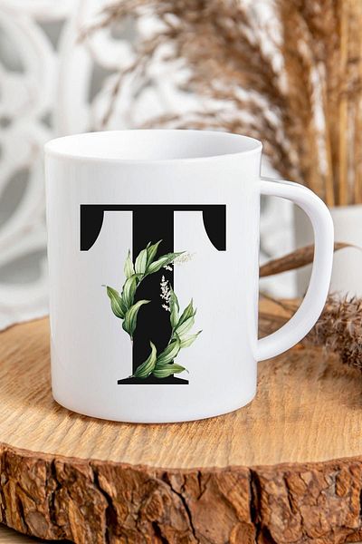 Kravatkolik Letter T Initial Printed Mug