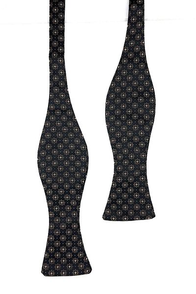 Kravatkolik Brown Motif Pattern Light Bow Tie AP159