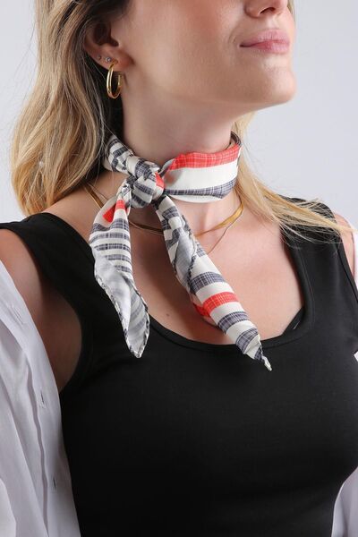 La Pescara Alb - Bandana Esarfa cu model linie afumata 55-55 cm KDNF25