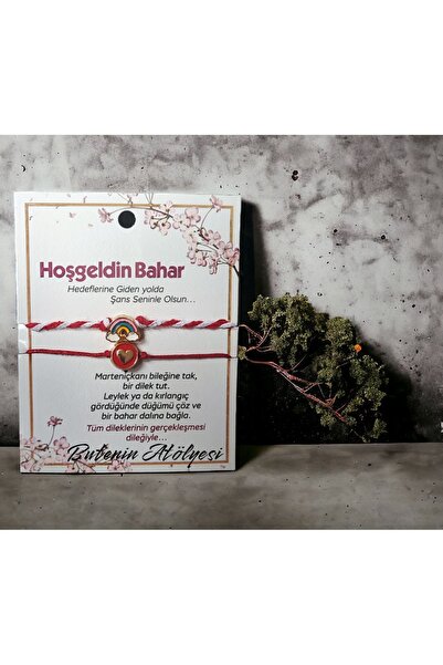 Butenin Atölyesi Marteniçka kırmızı beyaz yeşil ip bileklik 2'li , yonca figü...