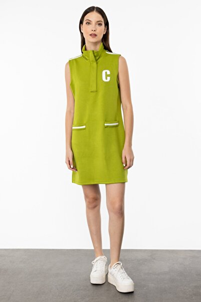 ON Guler ridicat - Costum sport fără mâneci