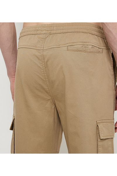 Aeropostale Men's Brown Plain Cargos Pants