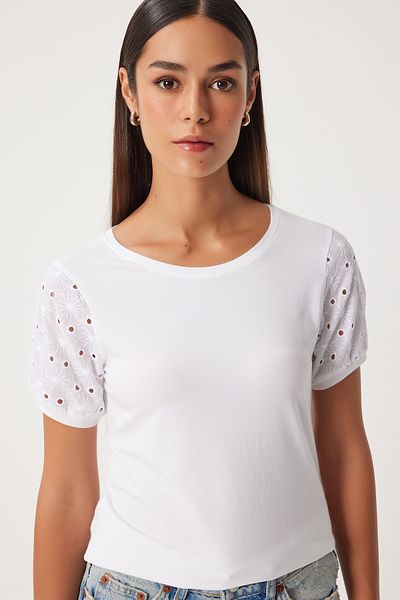 Happiness İstanbul Dámské tričko Ecru Cotton Guipure Sleeve – VF00001
