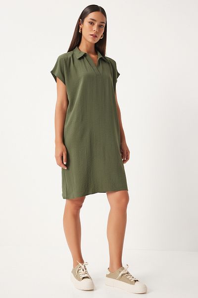 Happiness İstanbul Khakifarbenes Sommerkleid aus Leinen mit Polokragen von Ayrobin - TO00138