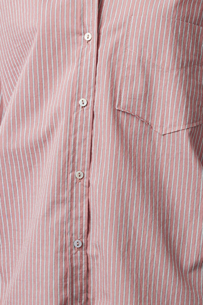 Trendyol Collection Rózsaszín csíkos zsebes szőtt ing - TWOSS24GO00238