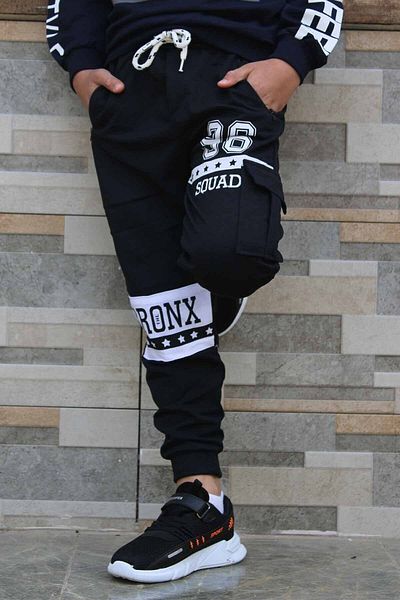 PANİO KİDS Pantaloni de sport negri cu buzunare imprimați 96