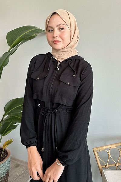 InStyle أيروبين أسود - قبعة برباط بجيب مزدوج