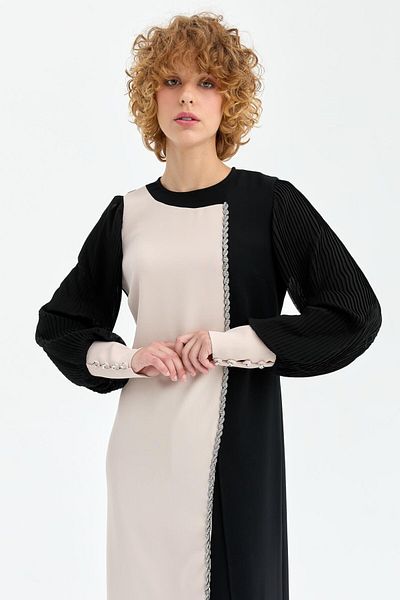 Esswaap Beige Colored - Pleated Sleeve and Stripe Stone Detailed Trousers Set
