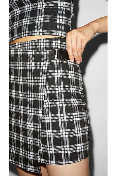 BUTİK MUSON Plaid Mini Skirt with Belt Detail