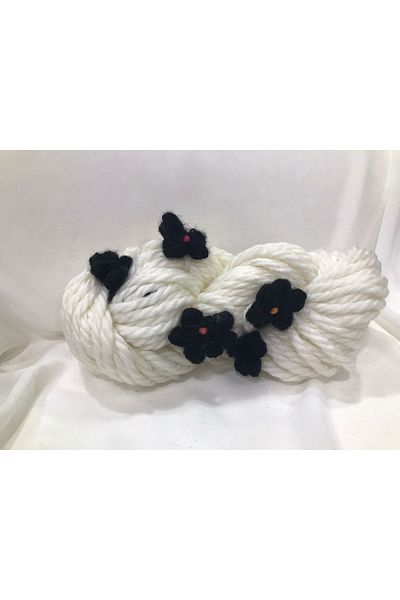 Aslı İplik Cream-black Floral Thick Hand Knitting Yarn 2 Pieces 120 Grams