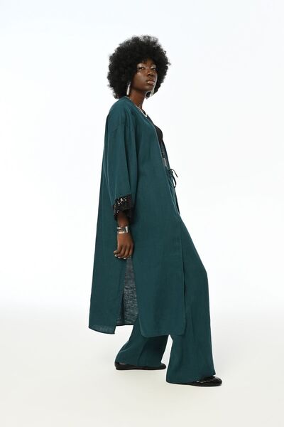 Orfeo Negro KOLLARI PAYET İŞLEMELİ %100 KETEN PETROL RENK UZUN KİMONO CEKET