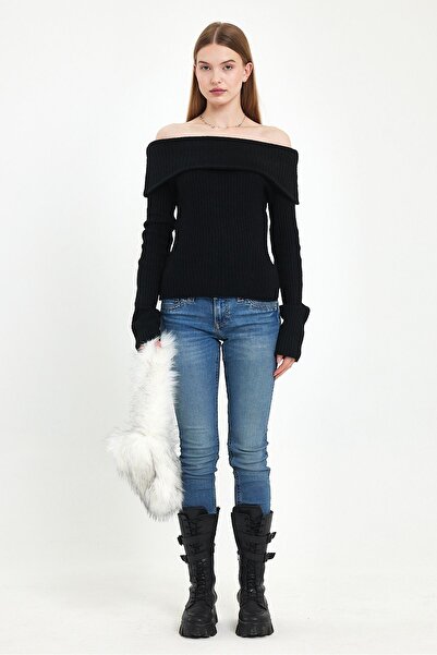 Fluffy Turkey White Angel Baguette / Geantă de umăr pentru femei din blană artificială albă (BOY:19 EN:27)