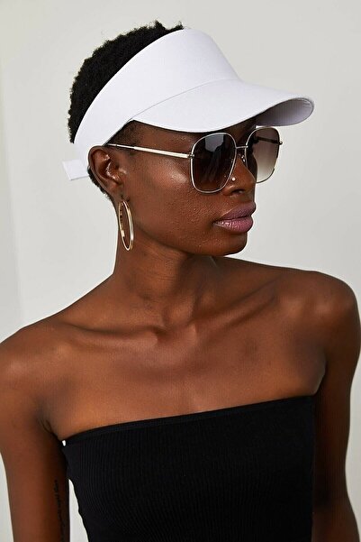 şapkadan قبعة تنس واقية من الأشعة فوق البنفسجية للجنسين باللون الأبيض