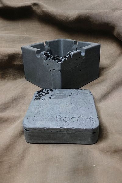 RocArt Home Square Ashtray with Concrete Stone