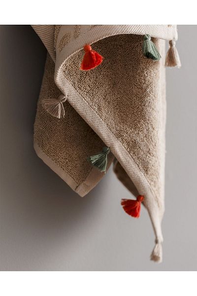 Madame Coco Giverny Face Towel - Stylish Design