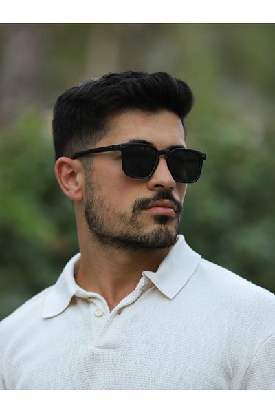 TomyHelf Unisex Black Matte Frame Square Design Sunglasses