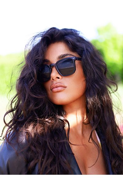 TomyHelf Unisex Black Matte Frame Square Design Sunglasses