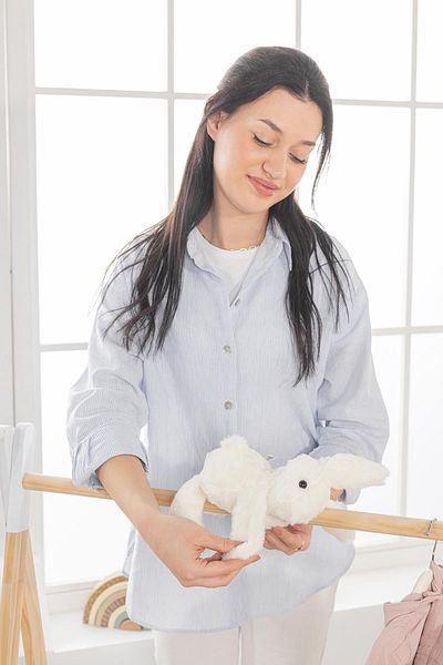 Wellgro Hugging & Embrace Rabbit Toy Ecru