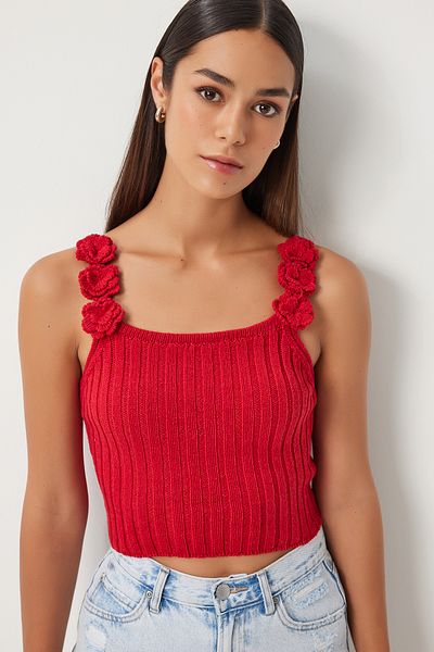 Happiness İstanbul Red Floral Patterned Crop Strap Knitwear Blouse - AV00037