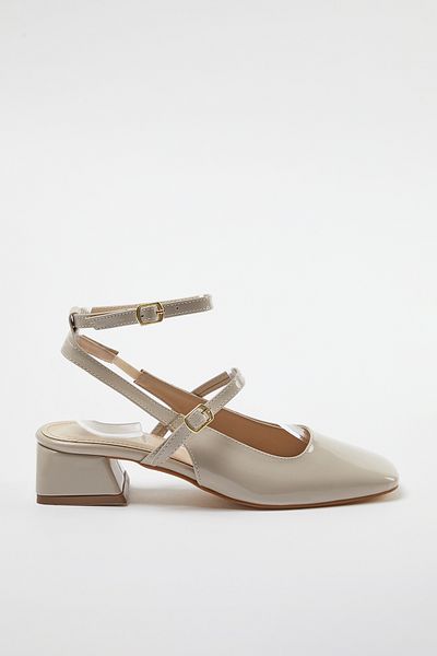 TRENDYOL SHOES Beige Mary Jane Knöchelriemen mit quadratischer Zehenpartie Damen High Heels TAKSS24TO00009