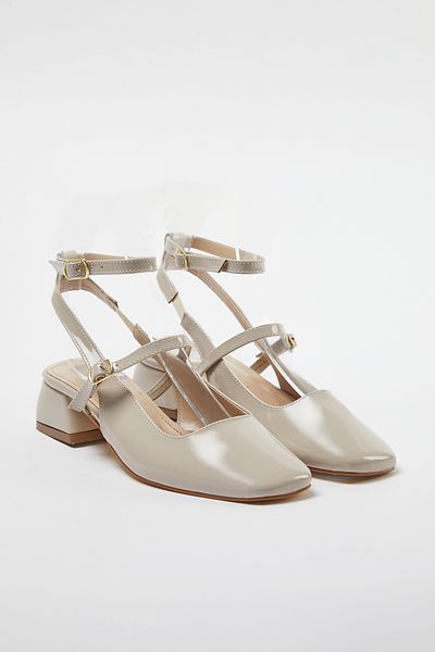 TRENDYOL SHOES Beige Mary Jane Knöchelriemen mit quadratischer Zehenpartie Damen High Heels TAKSS24TO00009