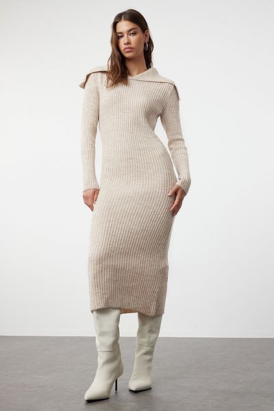 Trendyol Collection Πέτρινο μίντι πλεκτό φόρεμα με κολάρο - απαλή υφή TWOAW25EL00016