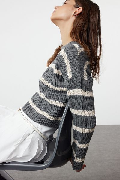 Trendyol Collection Anthracite Striped Knitwear Crop Sweater - TWOAW23KZ00390