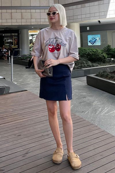 Madmext Marineblauer kurzer Rock mit hoher Taille und Schlitz vorne MG2086