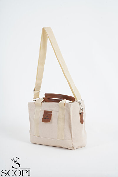 SCOPİ حقيبة كتف نسائية صغيرة ذات لون كريمي