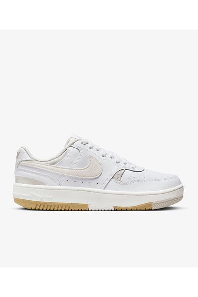 Nike Gamma Force Women's White Sports Shoes