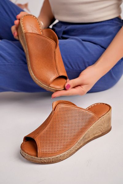 Akgün Terlik Genuine Leather Tan Padding - Soft Sole Comfortable Women's Slippers