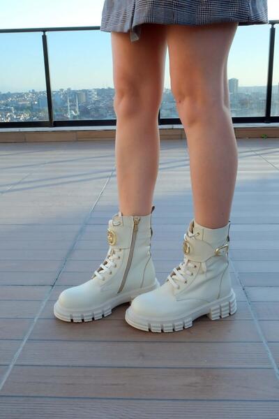 FOLLİNİ Γυναικείες μπότες από γνήσιο δέρμα με λεπτομέρεια αξεσουάρ