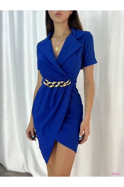 NARKISS Rochie mini din crep albastru Saks - Detaliu lanț și guler jachetă